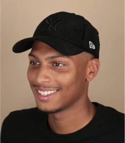 NEW ERA Cord Cap 9Forty NY Black