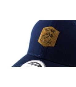 Curve First Come First Track Navy -NEW ERA Winkel curve first come first track navyCape20curve20blauw20Come20First