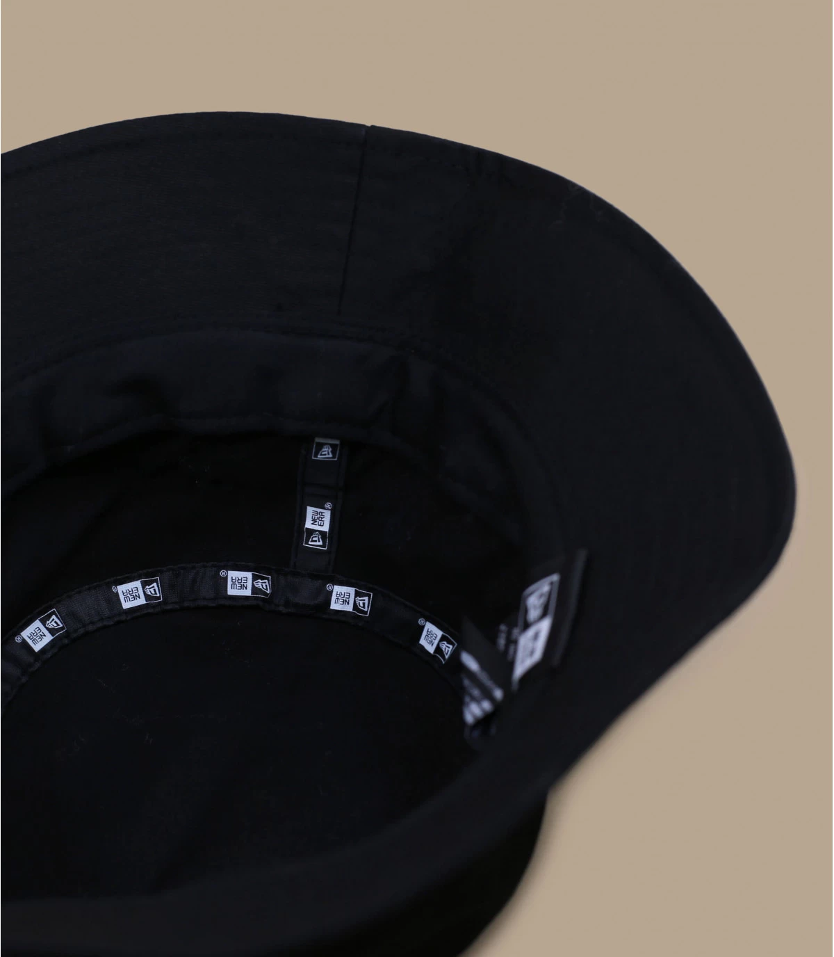 NEW ERA Essential Tapered Bucket Black 5 NEW ERA Essential Tapered Bucket Black - Afbeelding 3