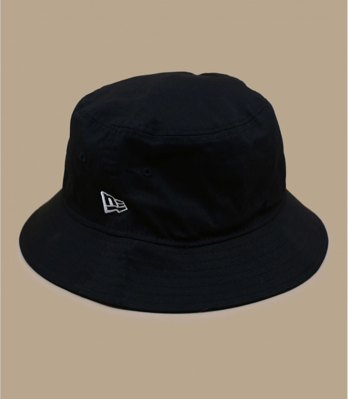 NEW ERA Essential Tapered Bucket Black 3 NEW ERA Essential Tapered Bucket Black