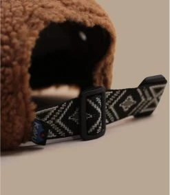 KAVU Fur Ball Camp Redwood -NEW ERA Winkel fur ball camp redwood 4