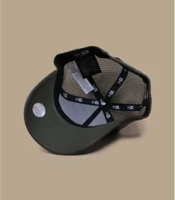 NEW ERA Kid Trucker Cap Tonal Mesh NY Olive -NEW ERA Winkel kid trucker cap tonal mesh ny olive 5