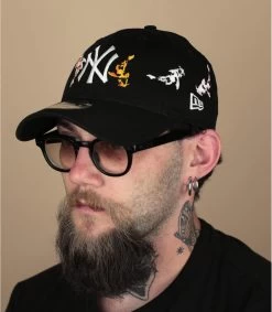 NEW ERA Koi Fish Cap 9Forty NY Black