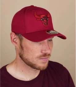 NEW ERA League Ess 950 Bulls Cardinal