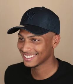 NEW ERA MLB Quilted Cap 9Forty NY Navy