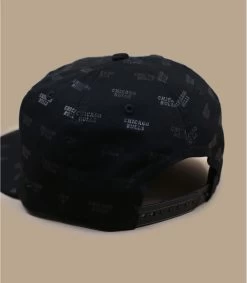 NEW ERA Monogram AOP 950 Bulls -NEW ERA Winkel monogram aop 950 bulls 4