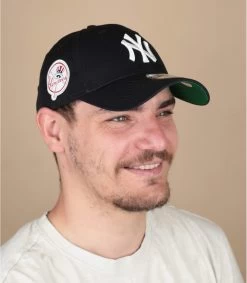 NEW ERA Team Side Patch Cap 9Forty NY