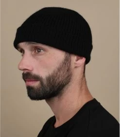 Mackie Docker Barra Black