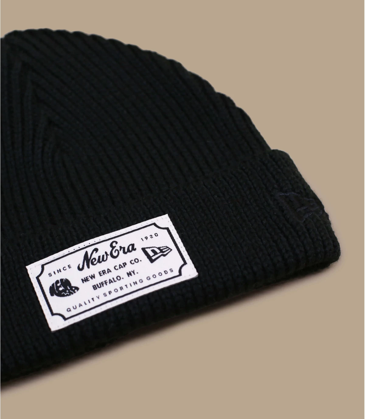 NEW ERA NE Patch Short Cuff Beanie Black 5 NEW ERA NE Patch Short Cuff Beanie Black - Afbeelding 3